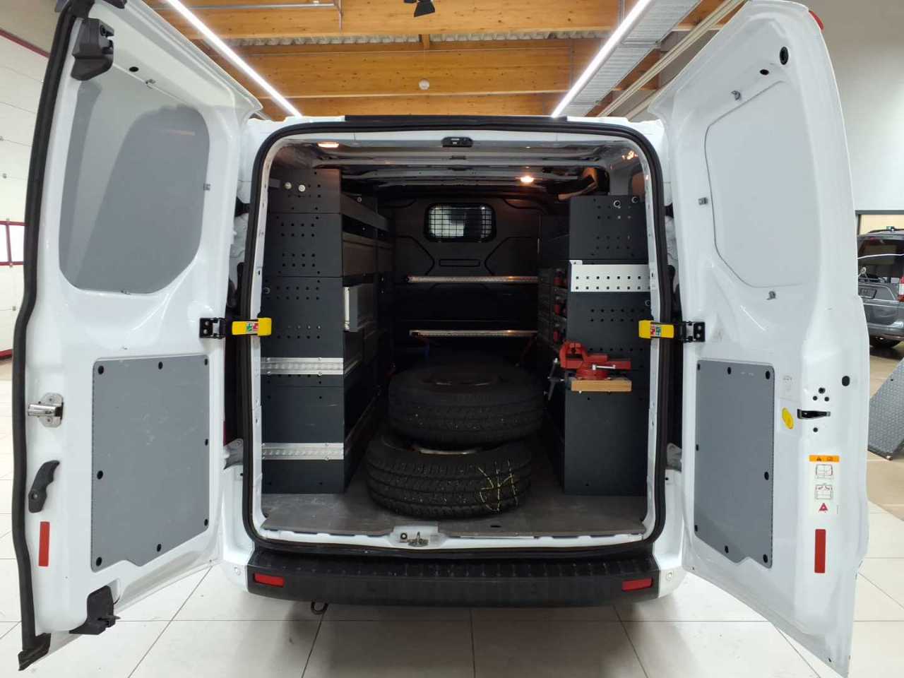 Ford Transit Custom 300 L1H1 LKW VA Trend 15