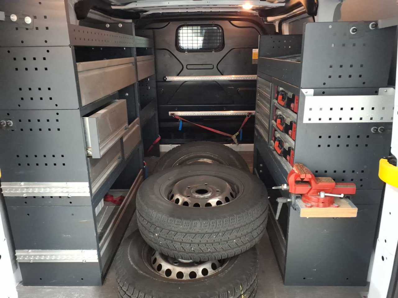 Ford Transit Custom 300 L1H1 LKW VA Trend 16