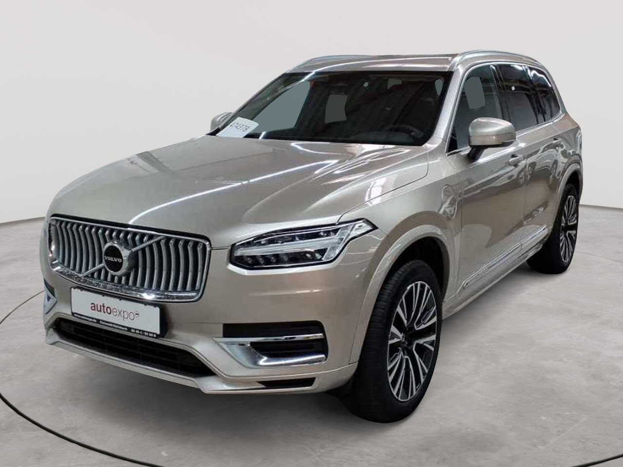 Volvo XC90 T8 AWD Recharge Core 2