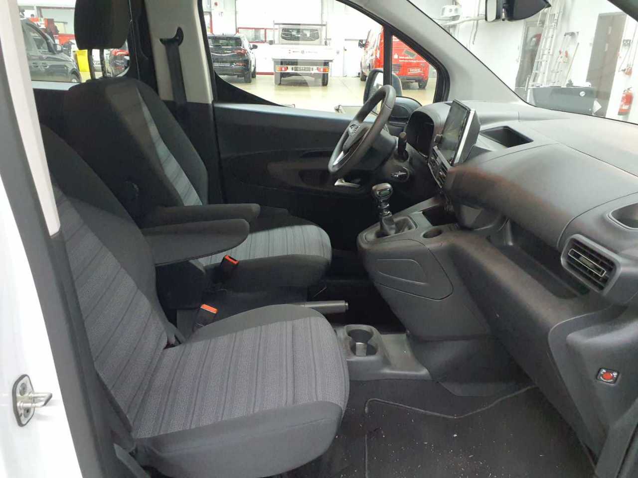 Opel Combo Life 1.2 Turbo Start/Stop Edition 7