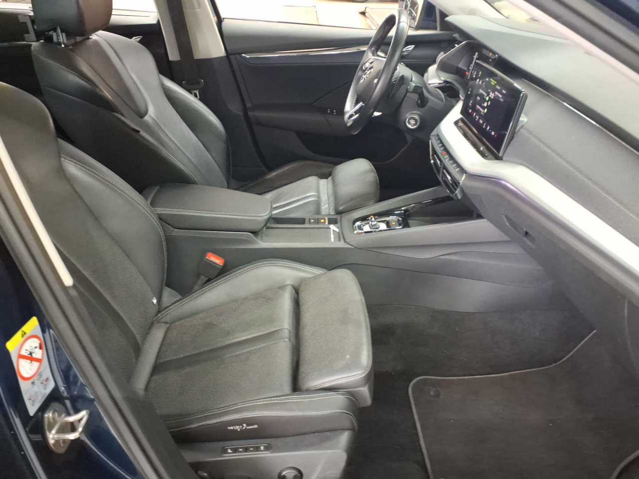 Skoda Octavia Combi 1.4 TSI iV DSG Style 8