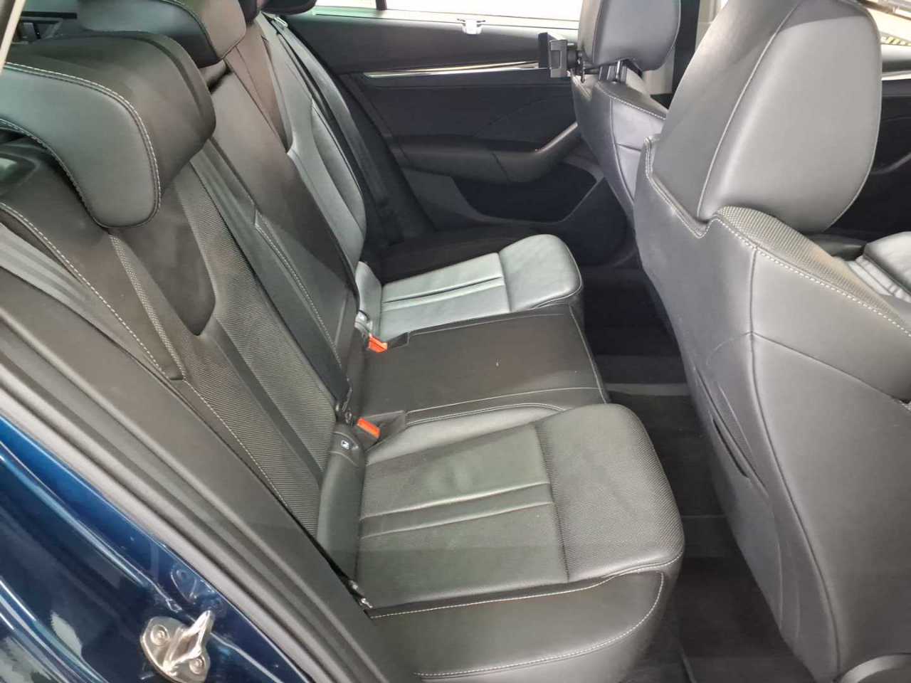 Skoda Octavia Combi 1.4 TSI iV DSG Style 14