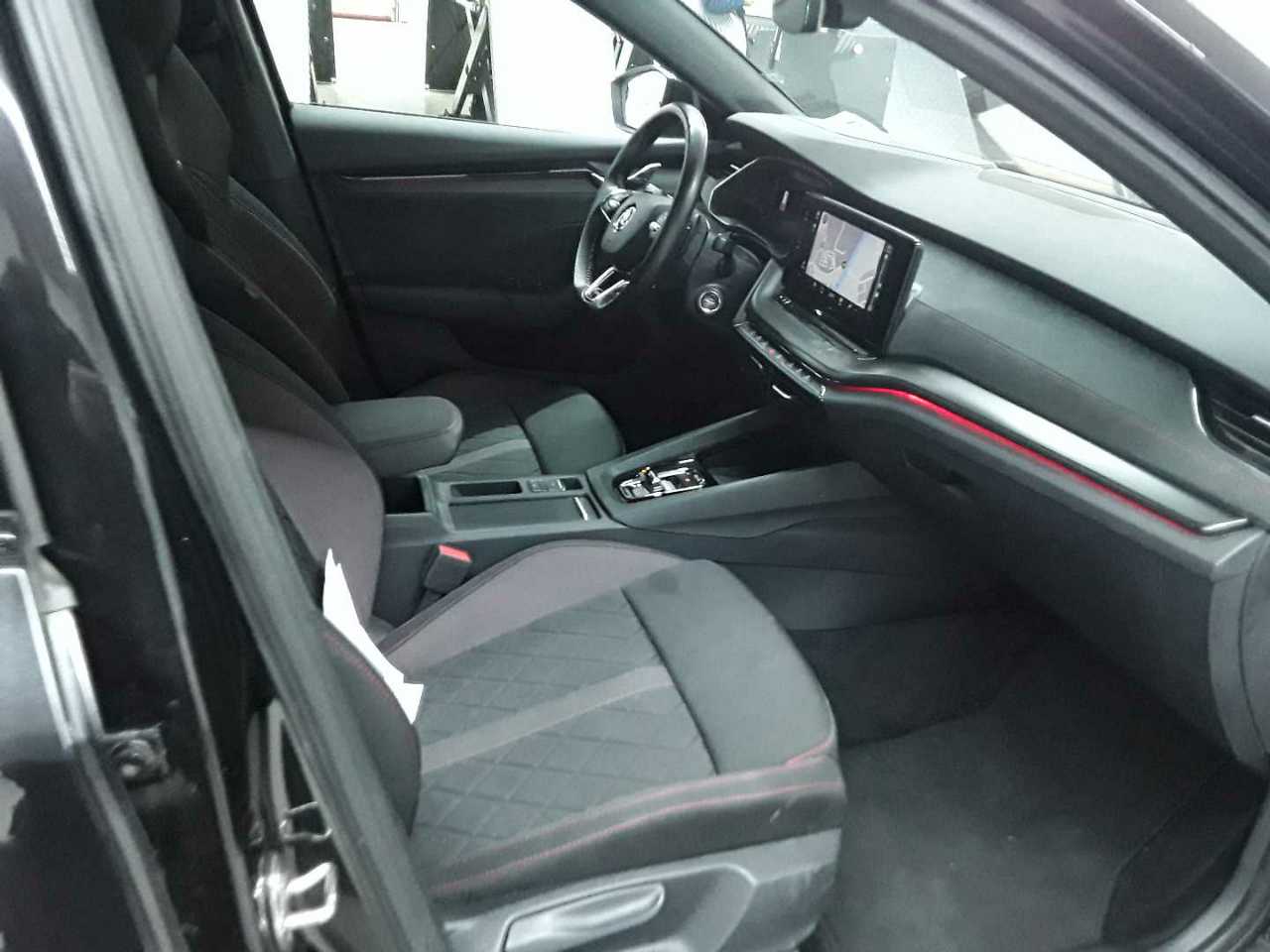 Skoda Octavia Combi 2.0 TDI DSG 4x4 RS 8