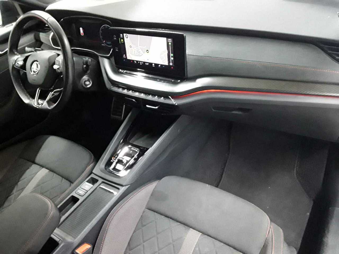 Skoda Octavia Combi 2.0 TDI DSG 4x4 RS 9