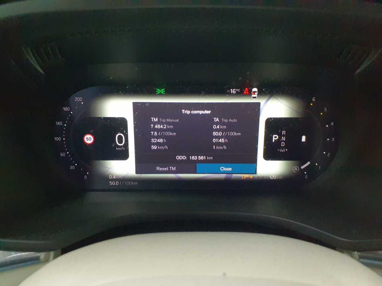 Volvo XC60 B4 D Geartronic Momentum Pro 11