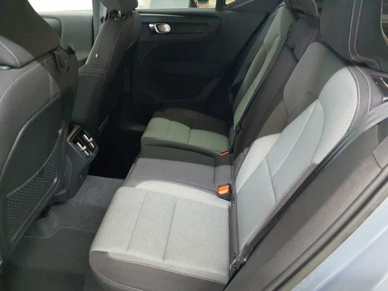 Volvo XC40 B3 B DKG Plus Bright 13