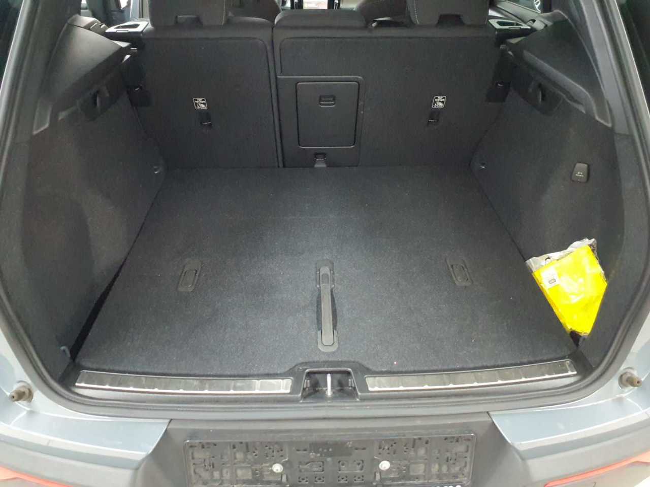 Volvo XC40 B3 B DKG Plus Bright 15