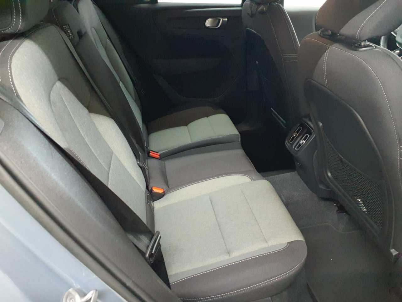 Volvo XC40 B3 B DKG Plus Bright 14
