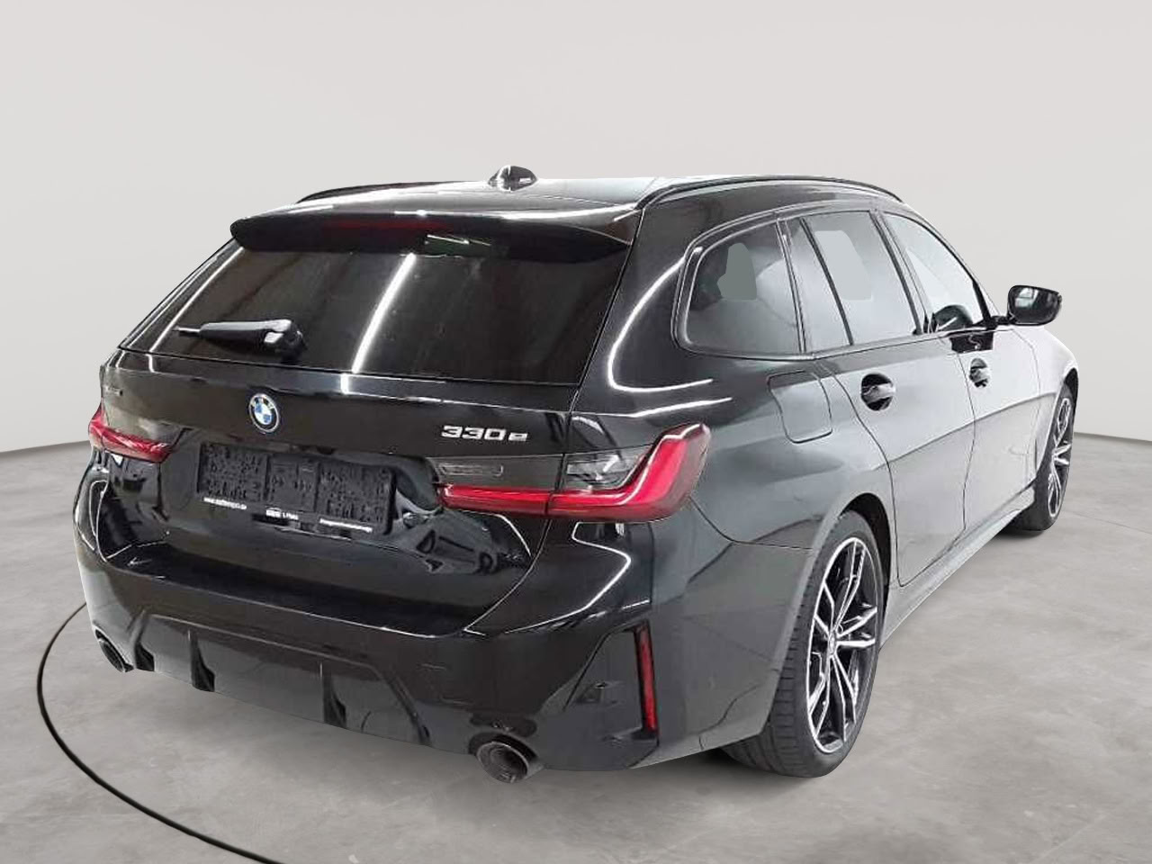 BMW 330e Touring xDrive Aut. 4
