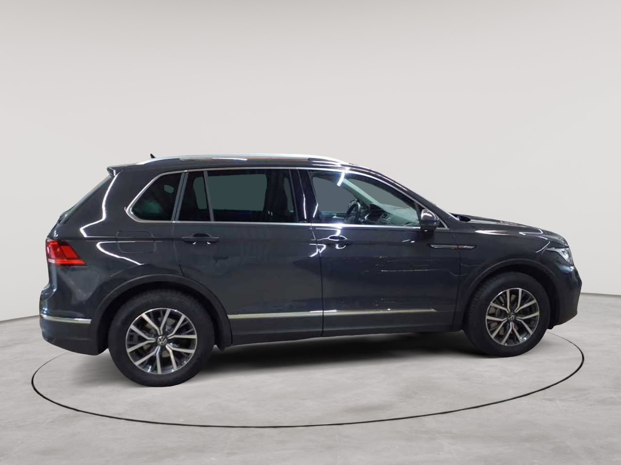 Volkswagen Tiguan 2.0 TDI SCR 4MOTION DSG Life 3