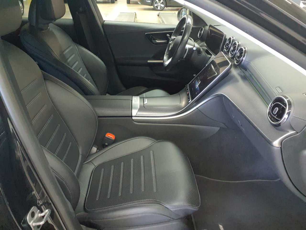 Mercedes-Benz C 200 d T 9G-TRONIC AMG Line 7