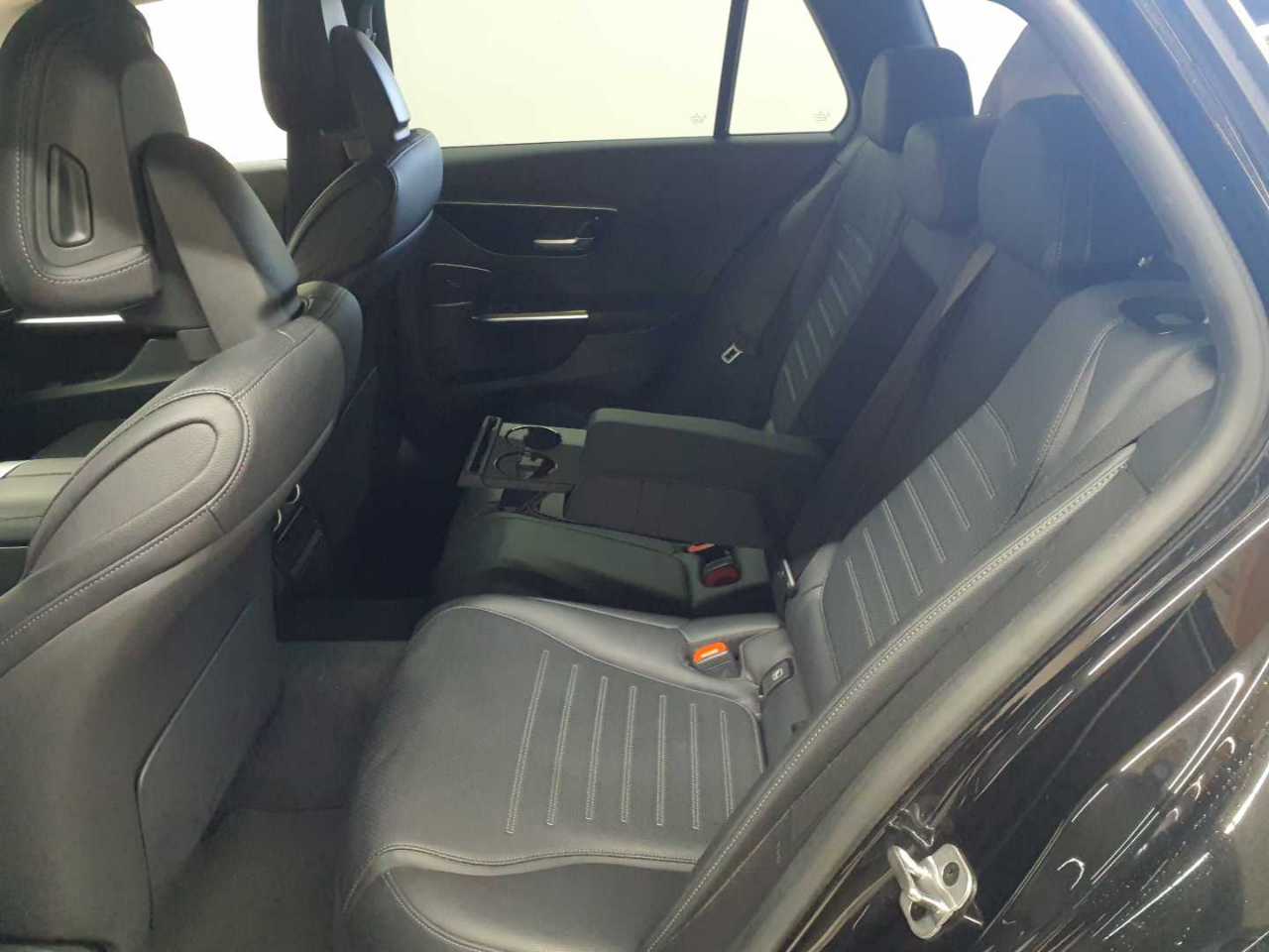 Mercedes-Benz C 200 d T 9G-TRONIC AMG Line 14
