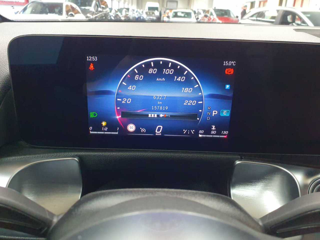 Mercedes-Benz GLB 200 d 8G-DCT Progressive Advanced 11