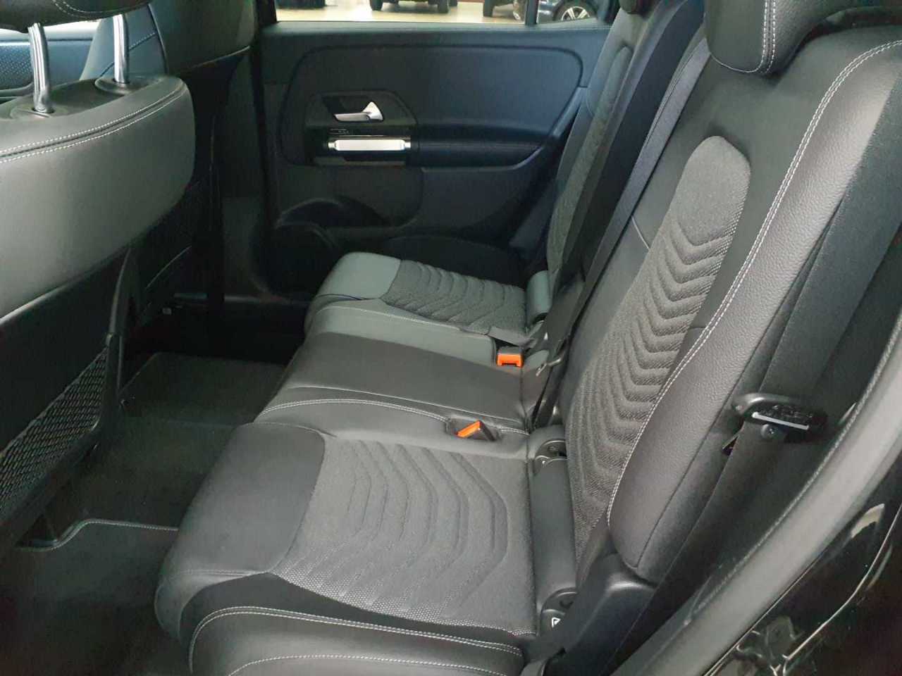 Mercedes-Benz GLB 200 d 8G-DCT Progressive Advanced 13