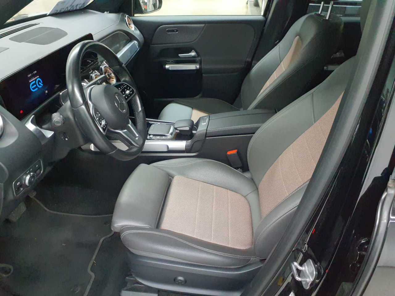Mercedes-Benz EQB 250 Electric Art 7