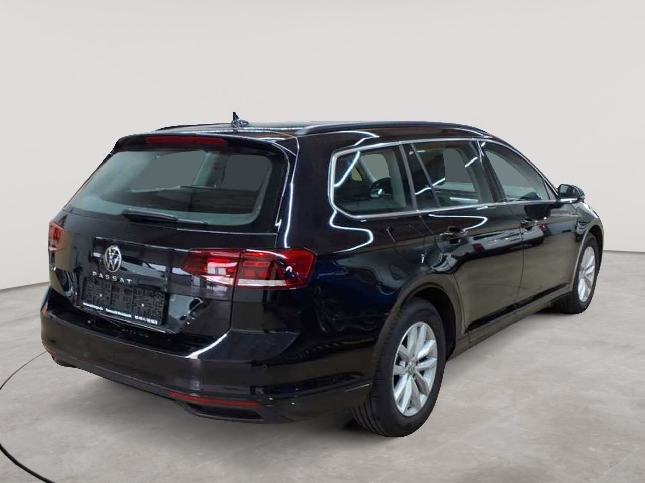 Volkswagen Passat Variant 2.0 TDI SCR DSG Business 4