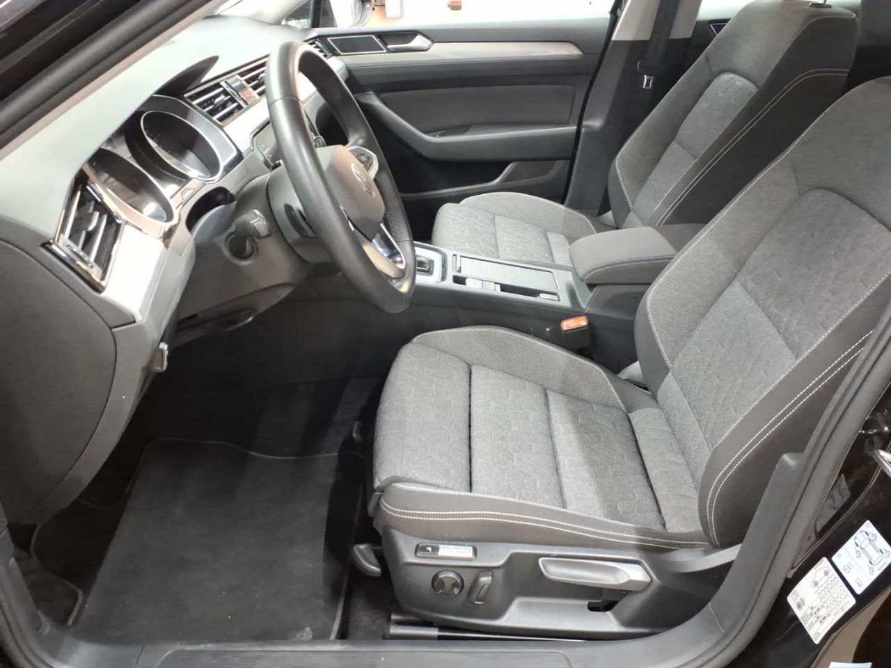 Volkswagen Passat Variant 2.0 TDI SCR DSG Business 7