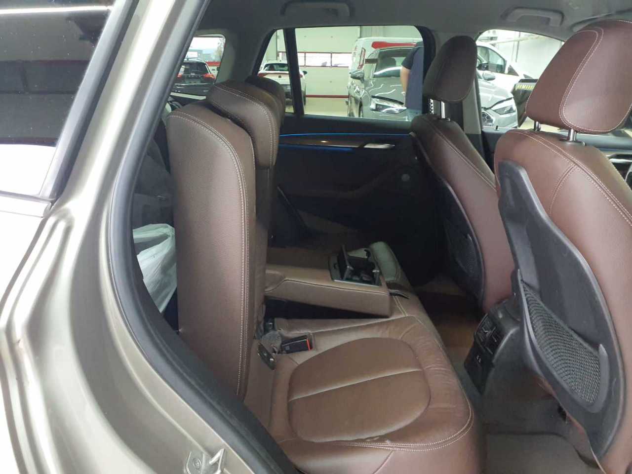 BMW X1 xDrive25e xLine 13