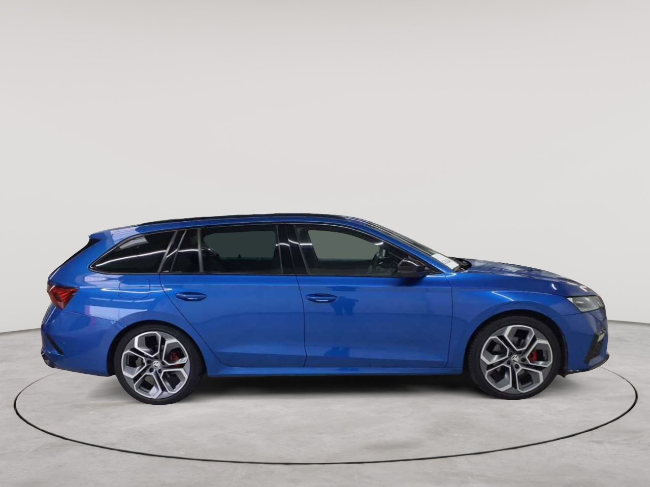 Skoda Octavia Combi 2.0 TDI DSG RS Plus 3