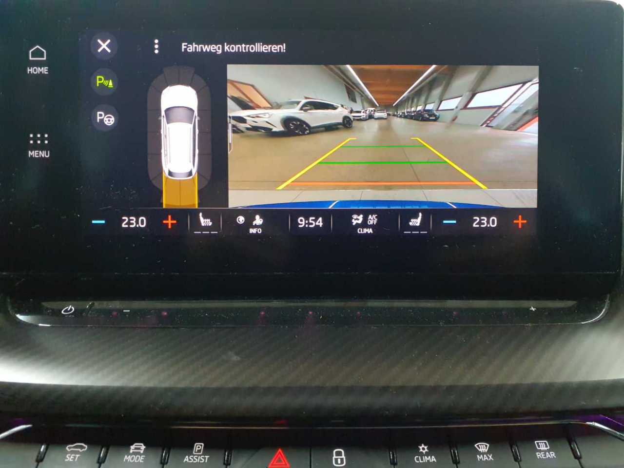 Skoda Octavia Combi 2.0 TDI DSG RS Plus 17