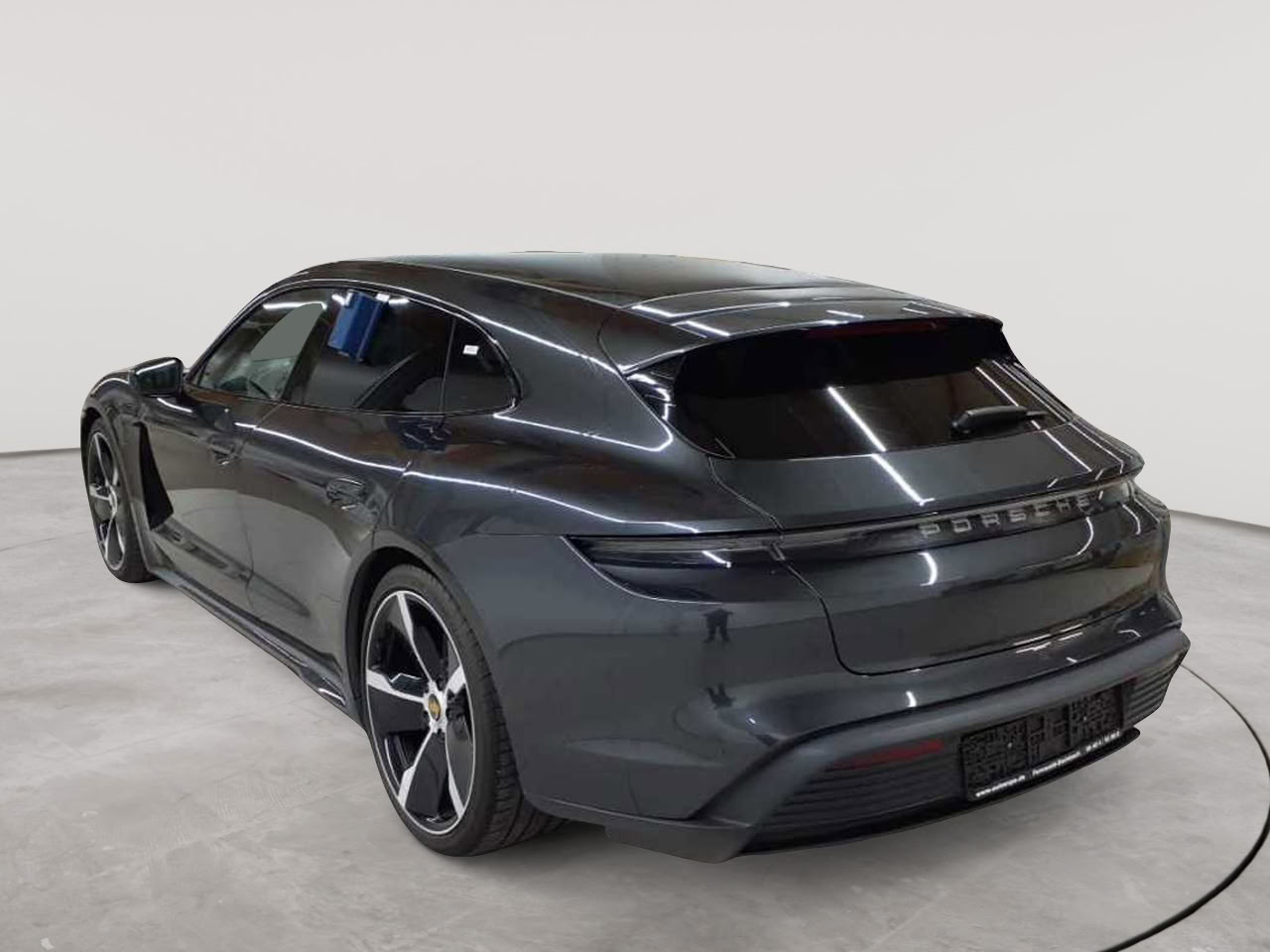 Porsche Taycan Sport Turismo Performancebatterie Plus 5