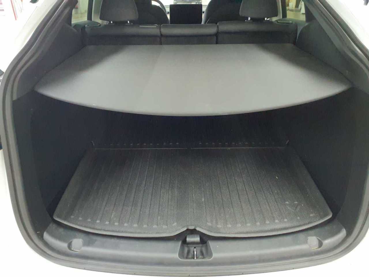Tesla Model Y Long Range Dual Motor AWD 15