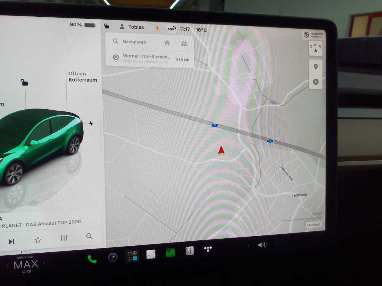 Tesla Model Y Long Range Dual Motor AWD 12