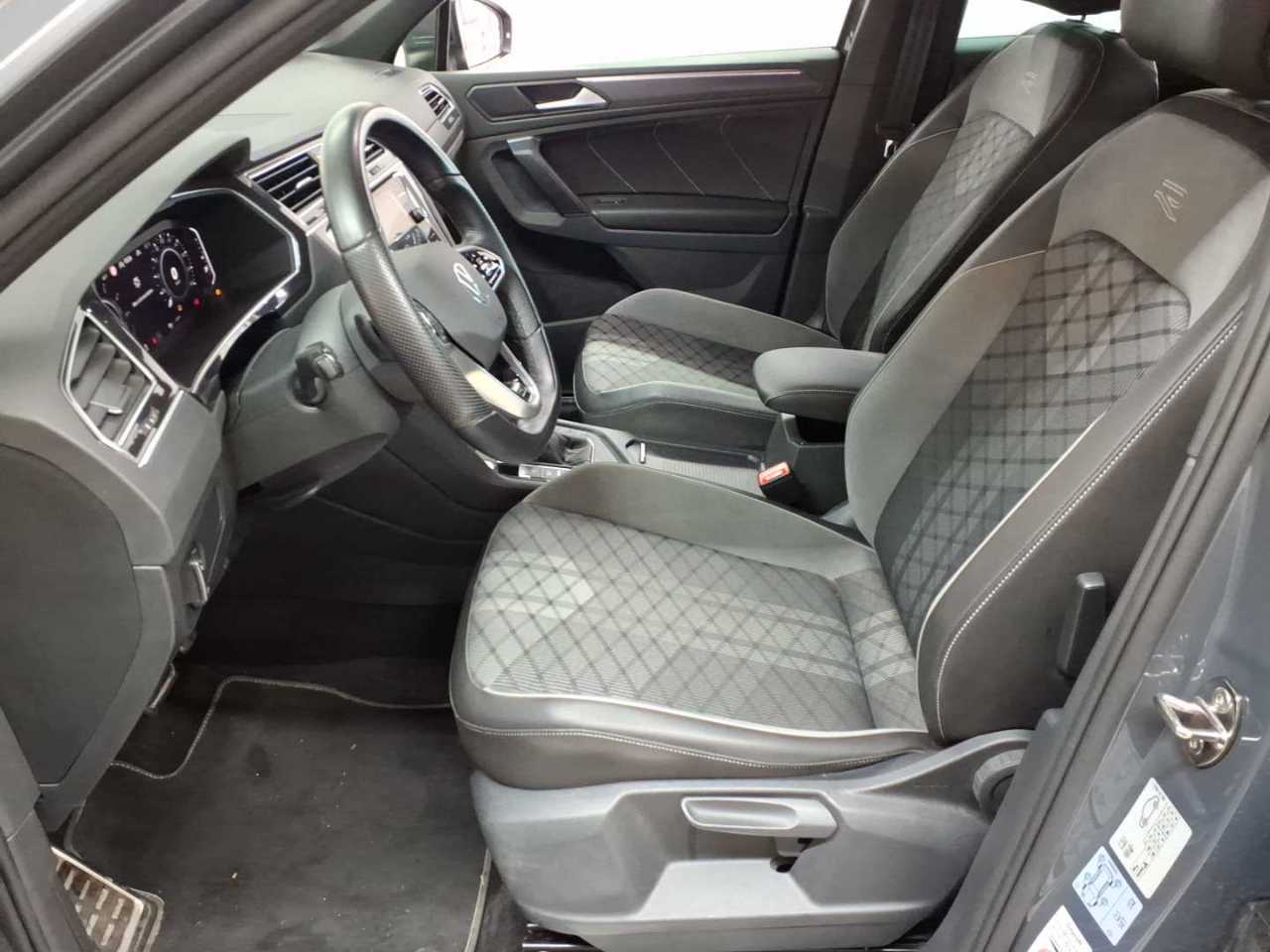 Volkswagen Tiguan 1.4 eHybrid OPF DSG R-Line 7