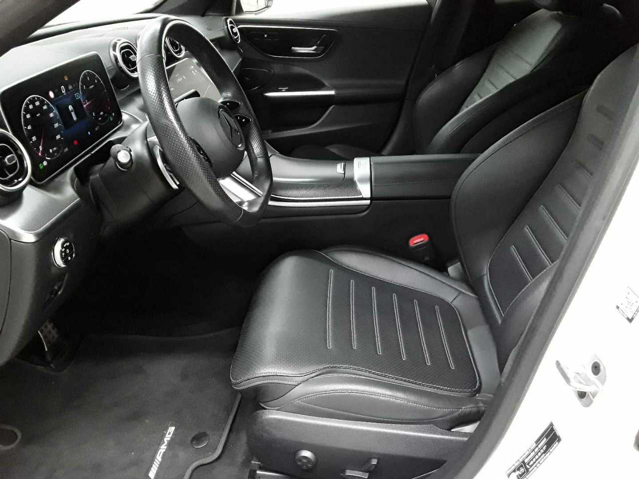 Mercedes-Benz C 300 d T 9G-TRONIC AMG Line 7