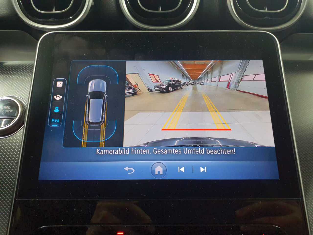 Mercedes-Benz C 300 e T 9G-TRONIC Avantgarde 16