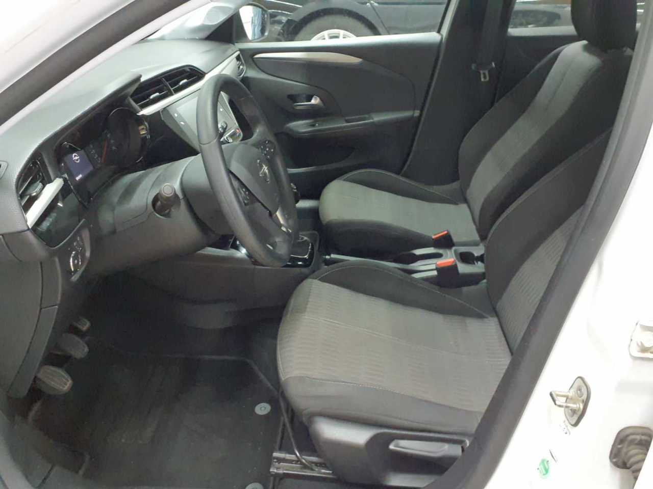 Opel Corsa 1.5 Diesel Start/Stop Edition 8