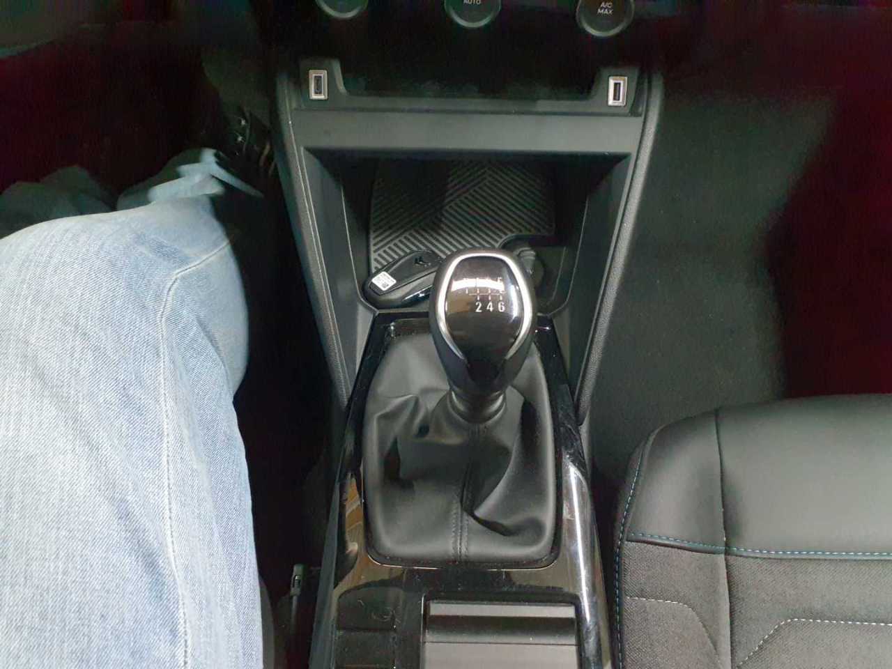 Citroën C4 PureTech 130 Stop&Start PLUS 10