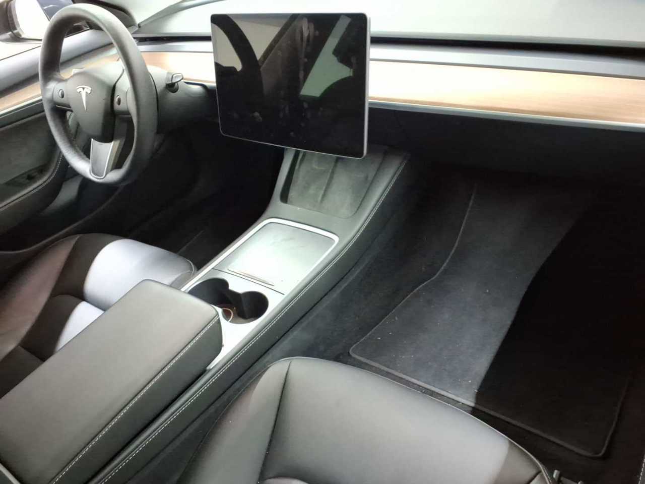 Tesla Model 3 RWD Hinterradantrieb 9
