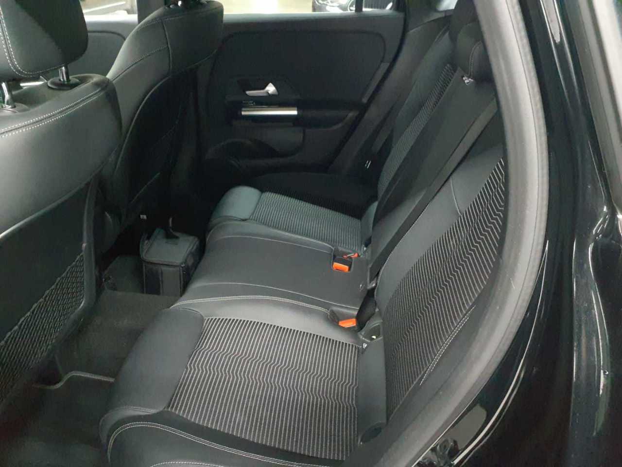 Mercedes-Benz GLA 250 e 8G-DCT Progressive 13