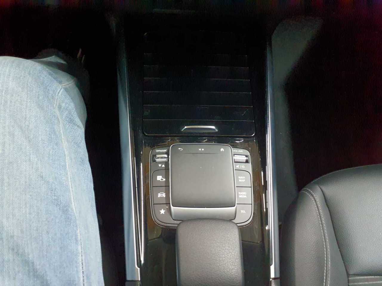 Mercedes-Benz GLA 250 e 8G-DCT Progressive 10