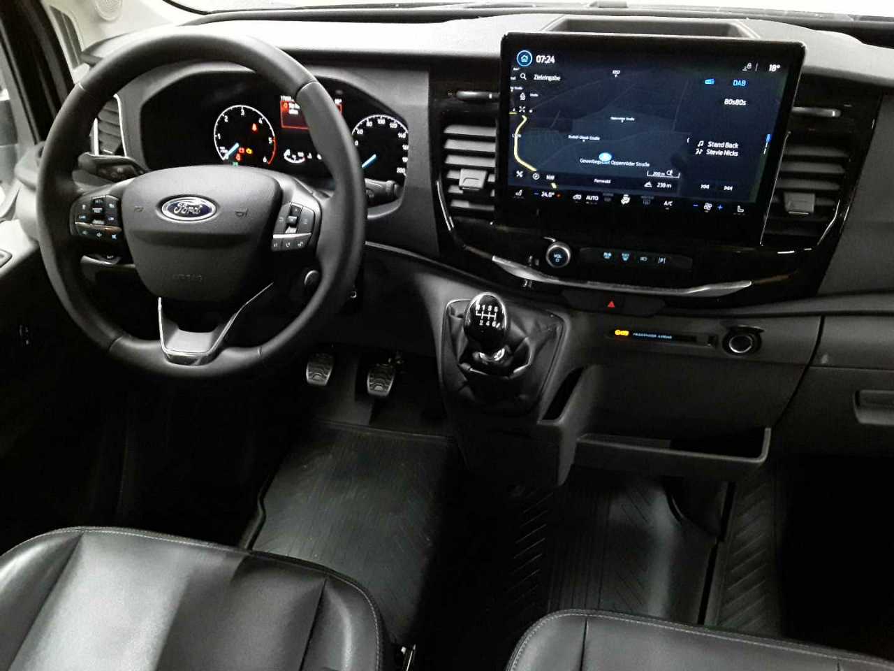 Ford Transit 350 L2H2 VA MH Trail 10