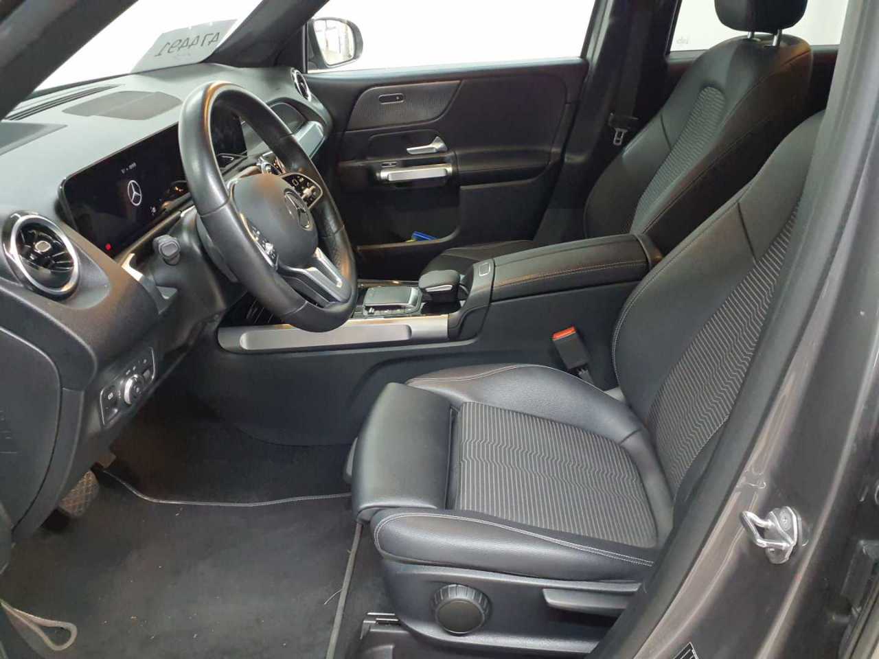 Mercedes-Benz GLB 200 d 8G-DCT Progressive 8