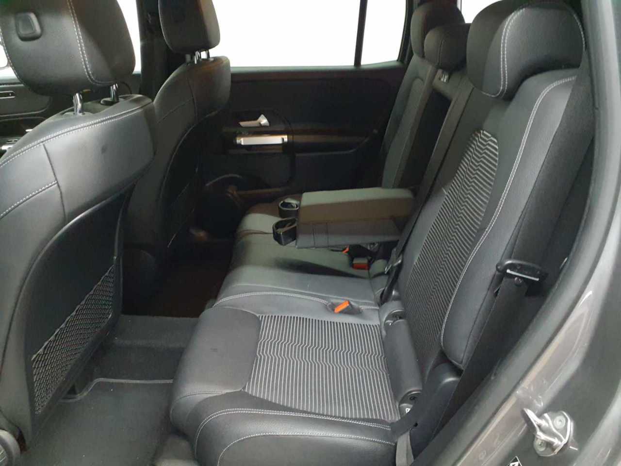 Mercedes-Benz GLB 200 d 8G-DCT Progressive 14