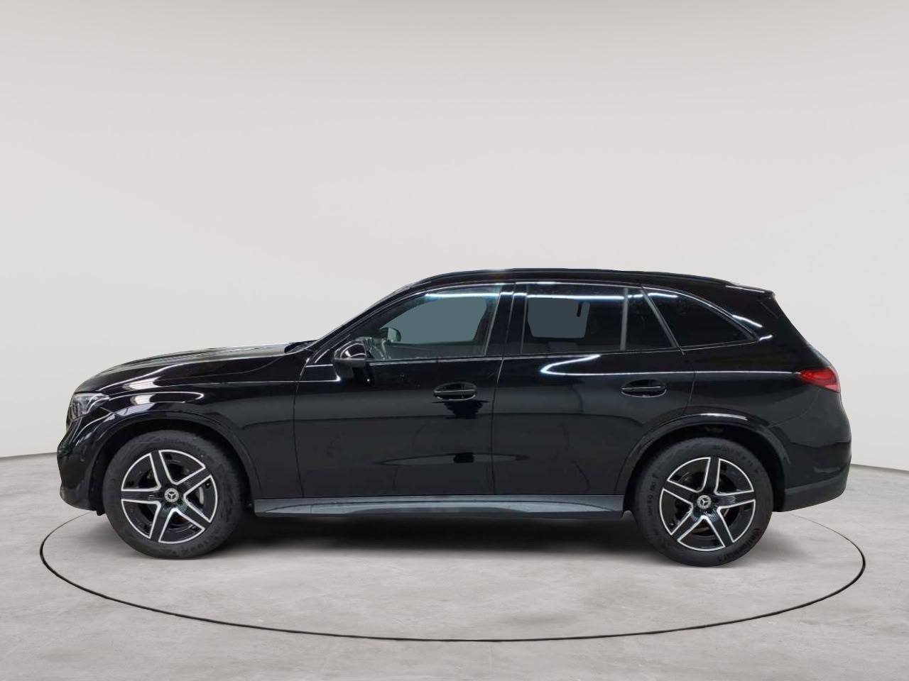 Mercedes-Benz GLC 220 d 4Matic 9G-TRONIC AMG Line Advanced 6