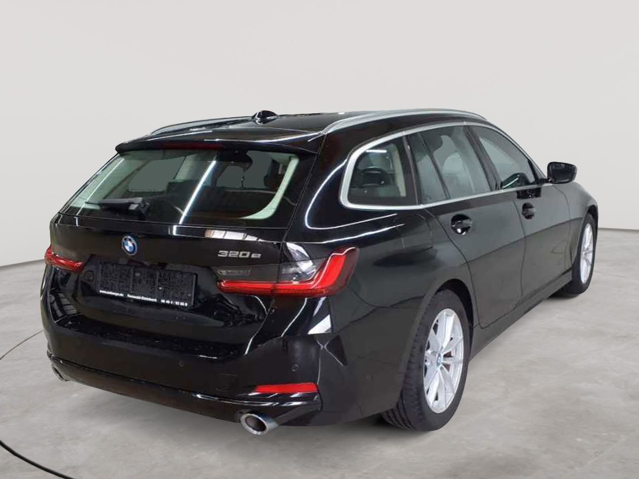 BMW 320e Touring Aut. 4