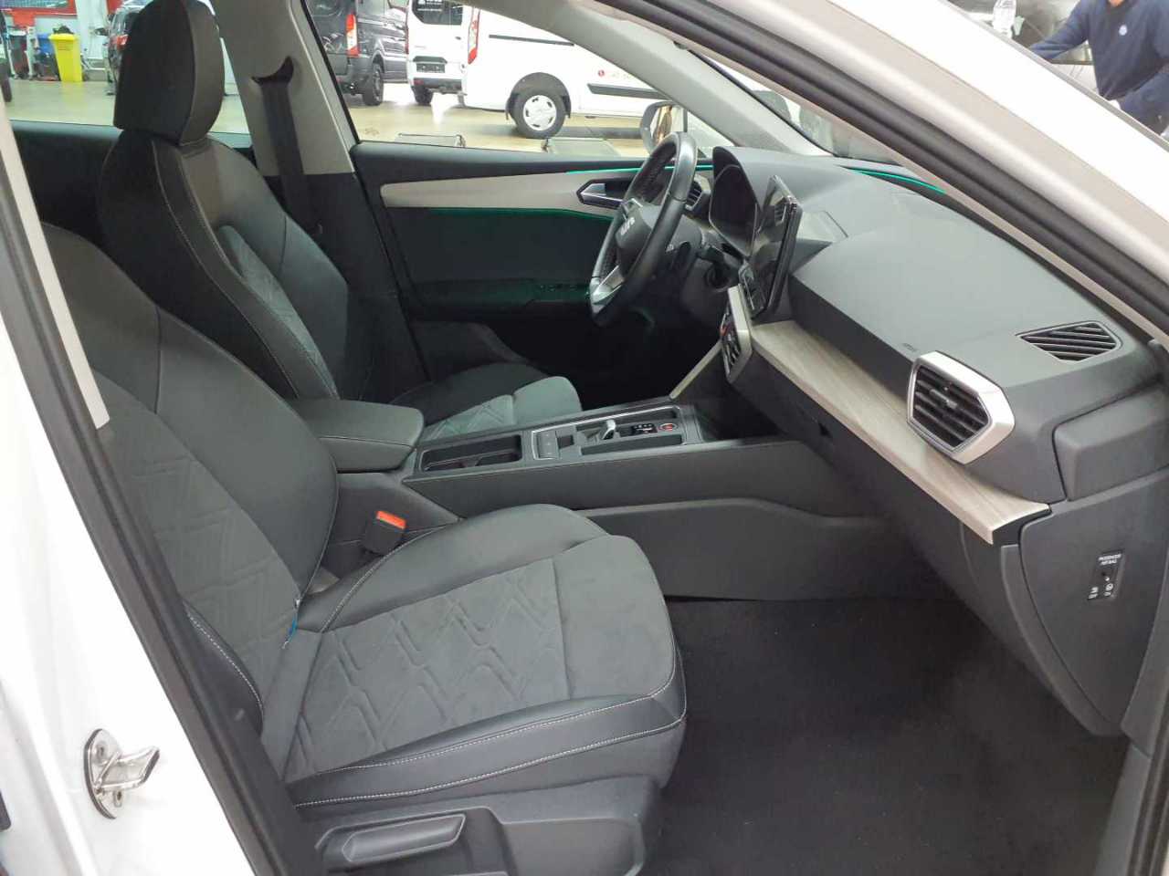 Seat Leon 2.0 TDI DSG Xcellence 7