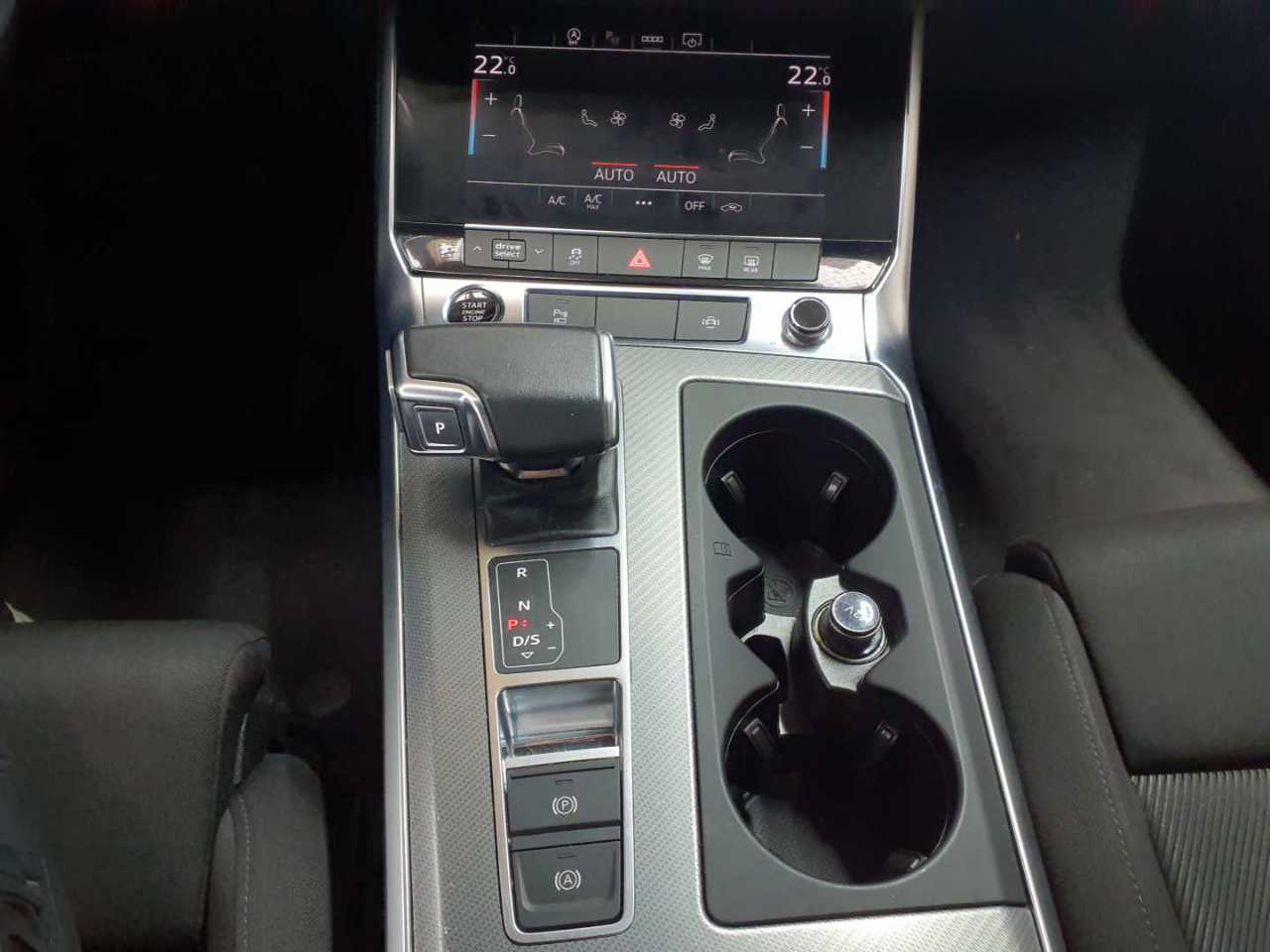 Audi A6 Avant 40 TDI S tronic sport 10