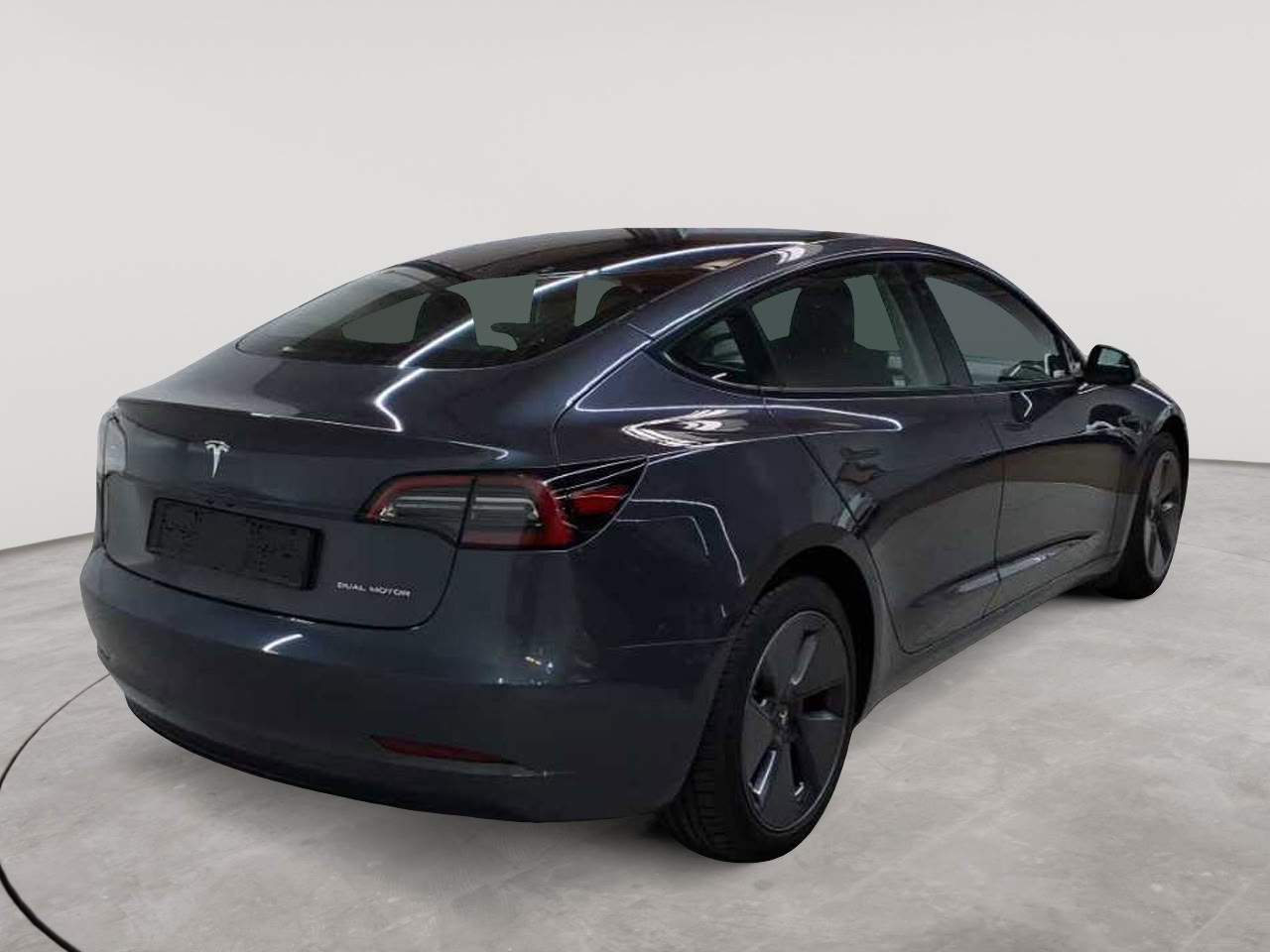 Tesla Model 3 Langstreckenbatt. Allradantrieb Dual Motor 4