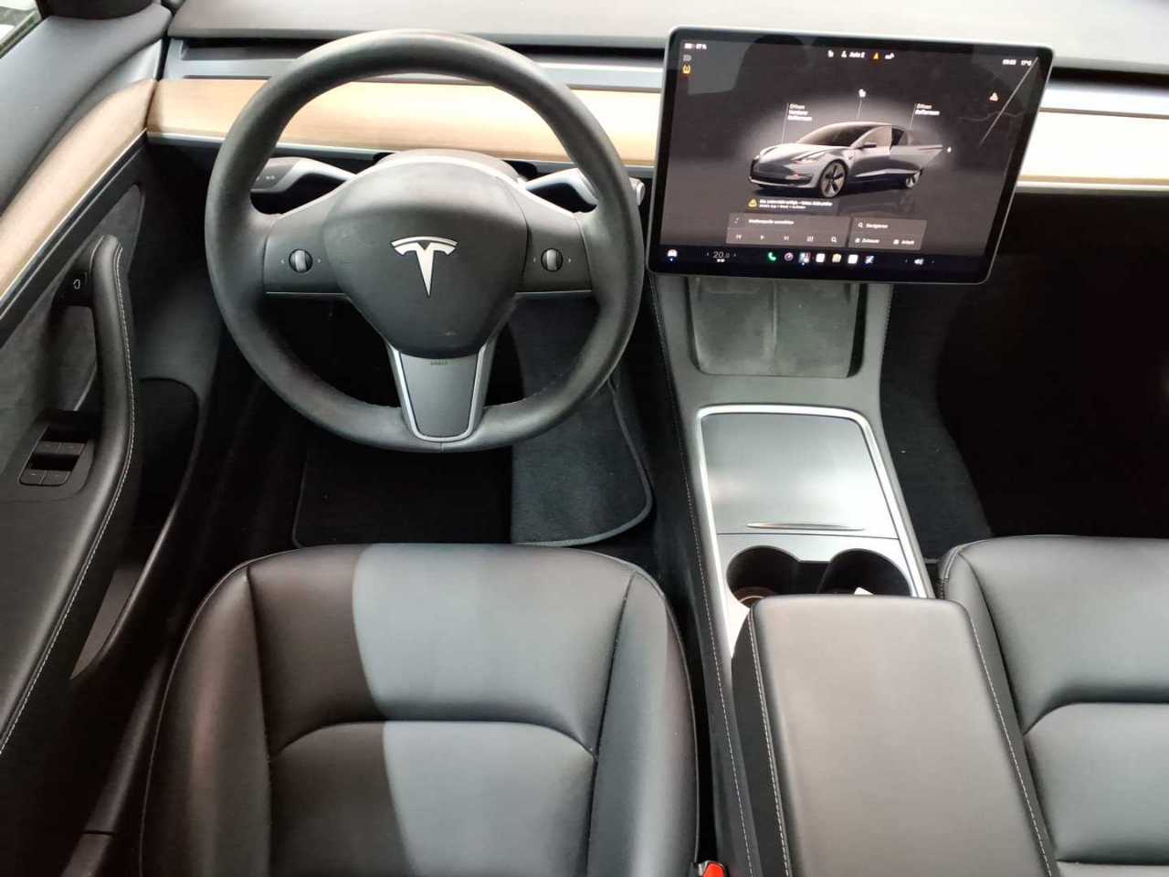 Tesla Model 3 Langstreckenbatt. Allradantrieb Dual Motor 10