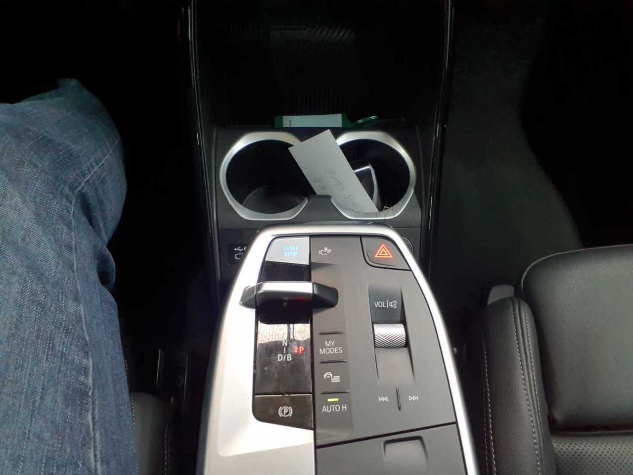 BMW iX1 xDrive30 M Sportpaket 10