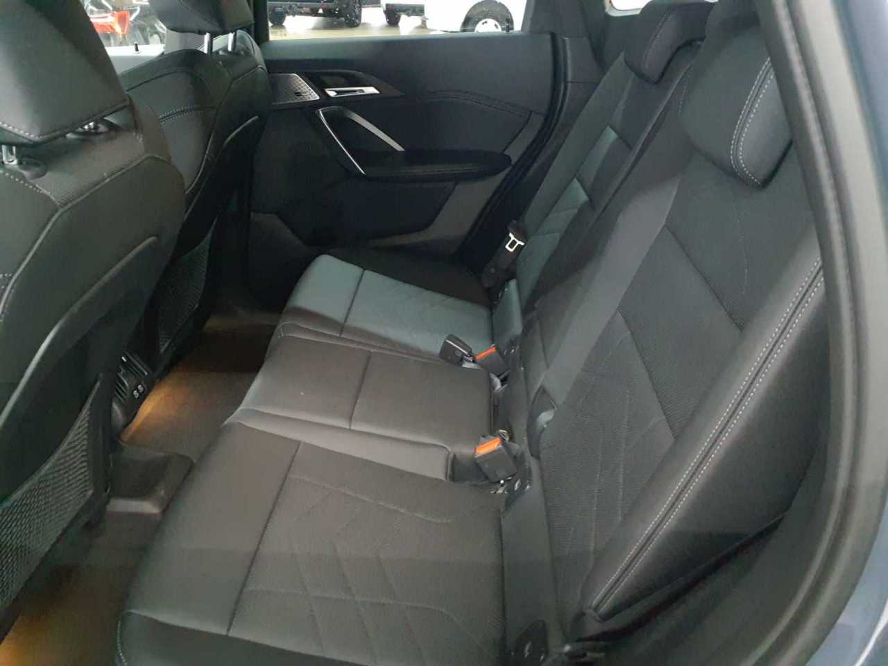 BMW iX1 xDrive30 M Sportpaket 13