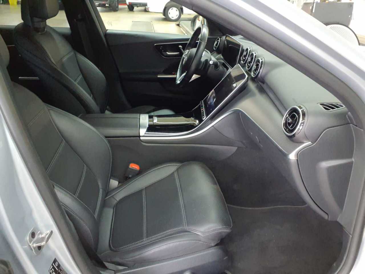 Mercedes-Benz C 200 d T 9G-TRONIC Avantgarde Advanced 7