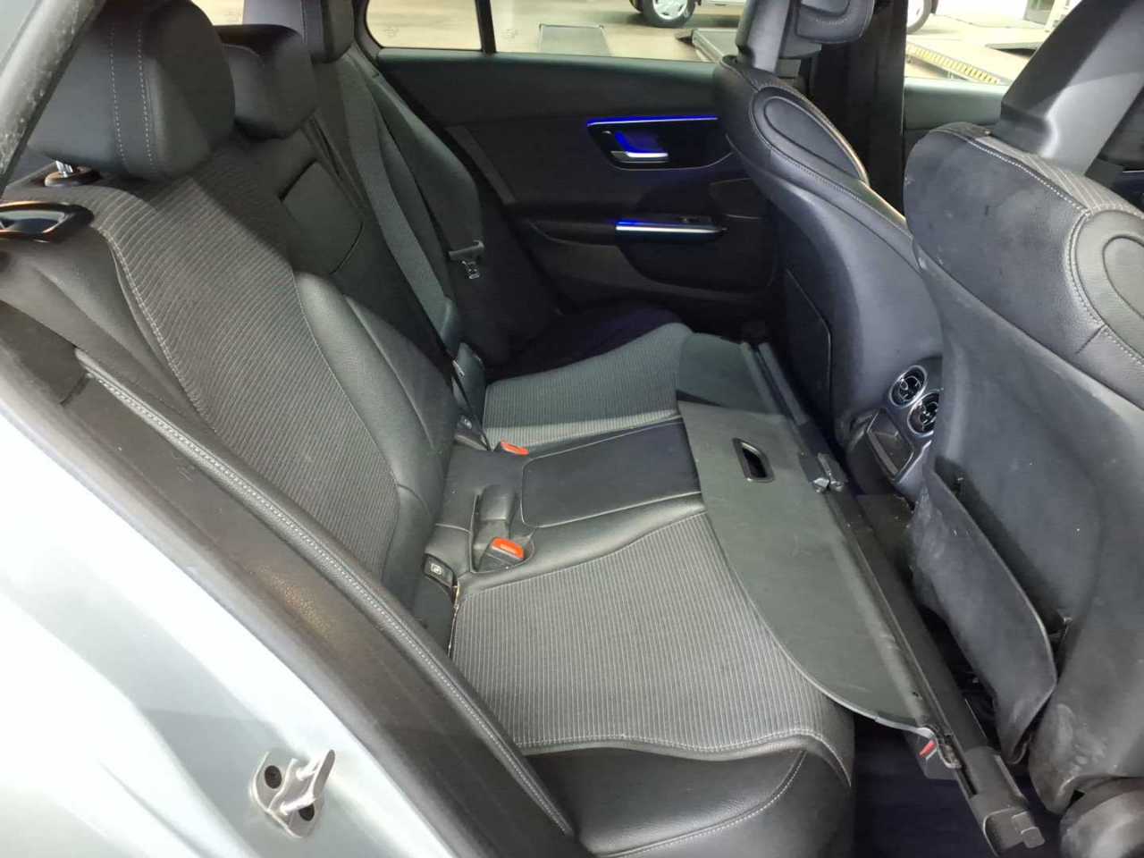 Mercedes-Benz C 200 d T 9G-TRONIC Avantgarde 14