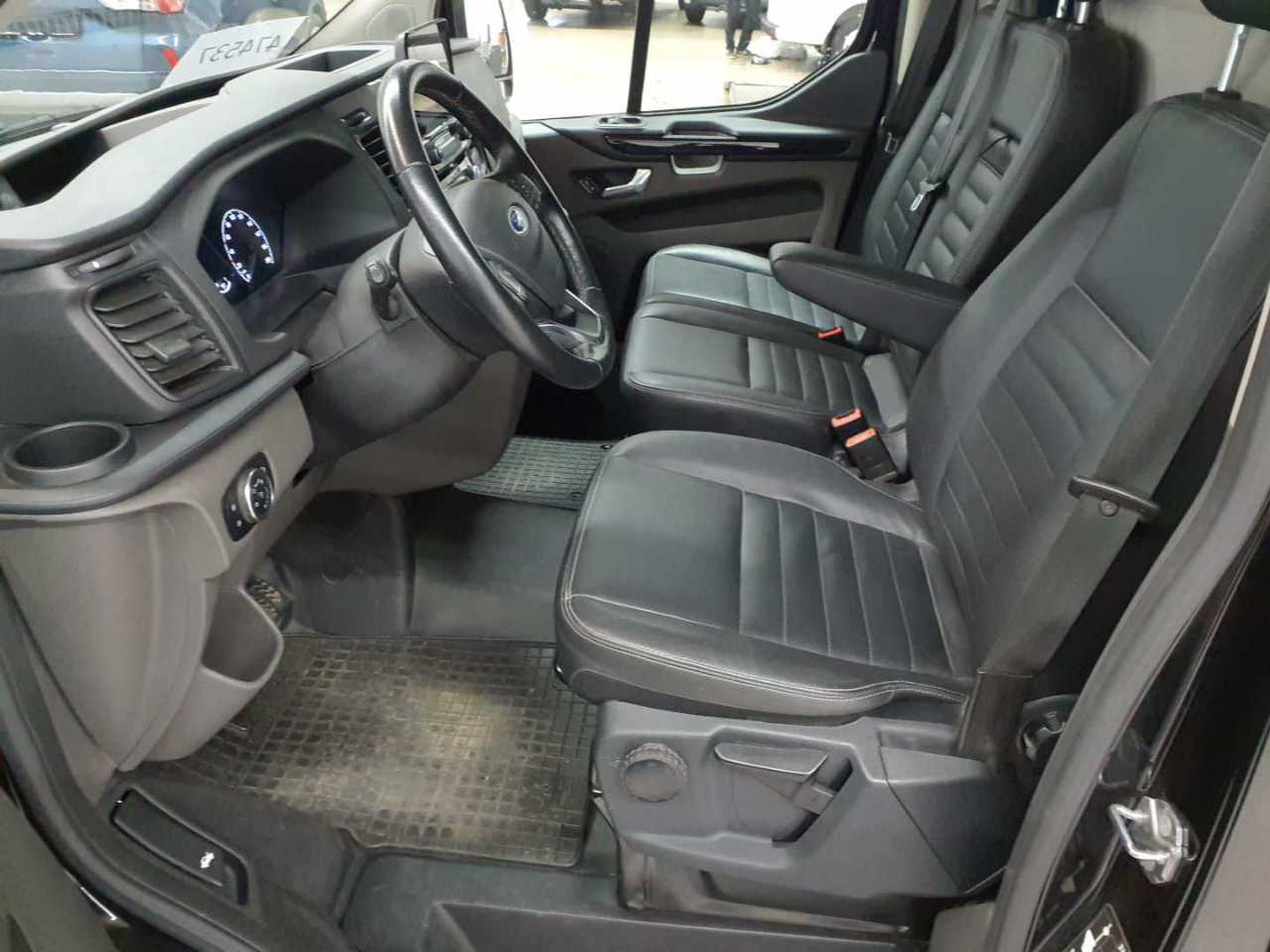 Ford Transit Custom 340 L1H1 LKW VA MH Trail 7