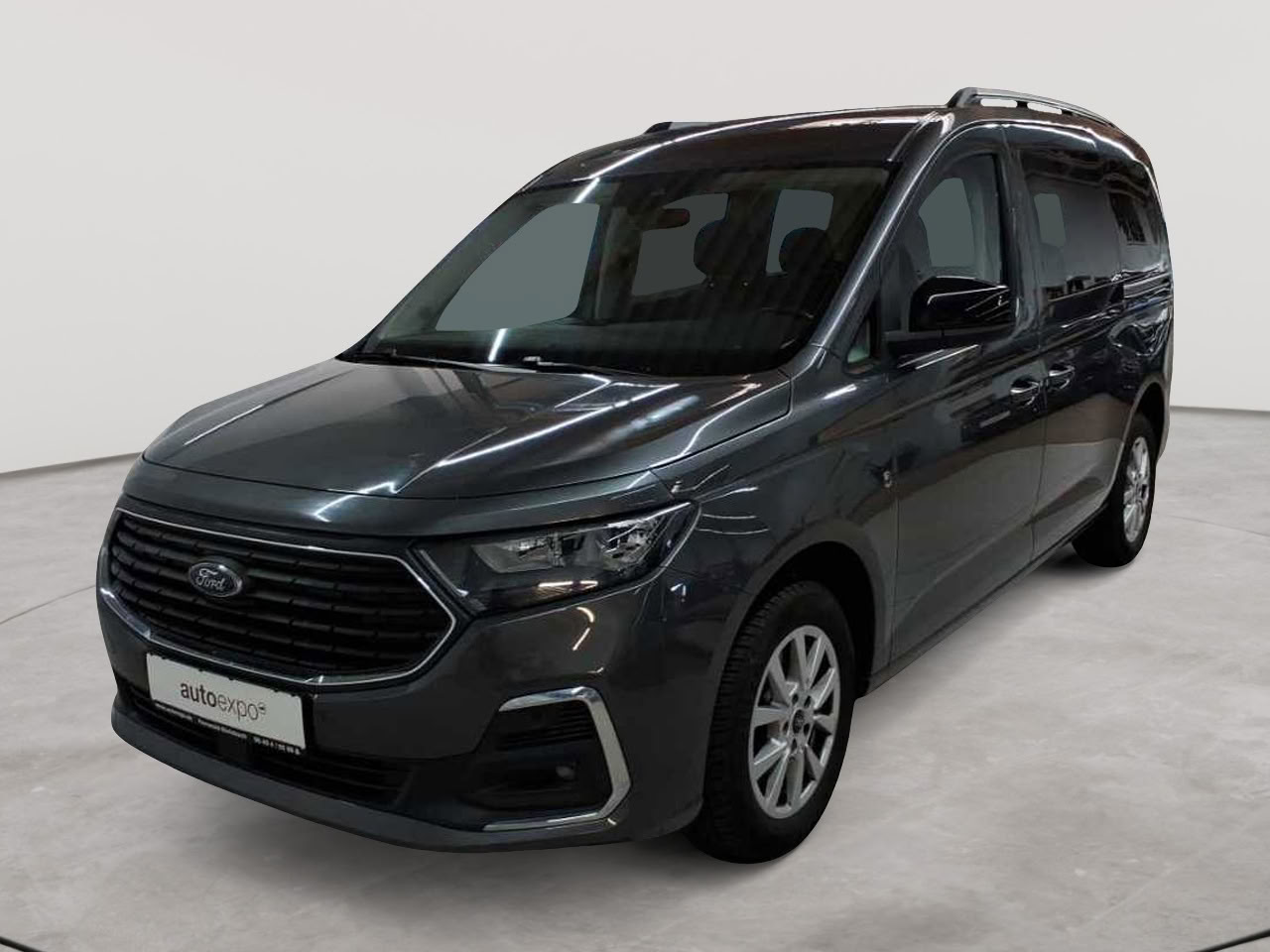 Ford Grand Tourneo Connect 2.0 EcoBlue TITANIUM 2
